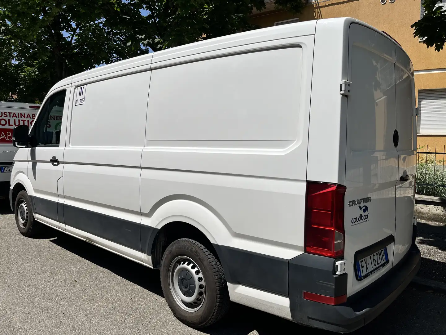 Volkswagen Crafter - 2