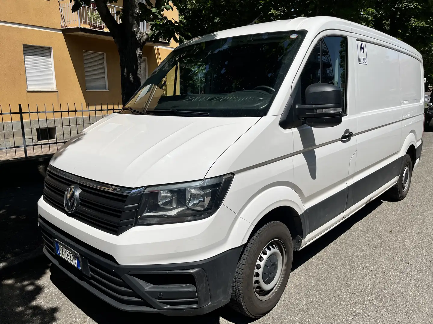 Volkswagen Crafter - 1