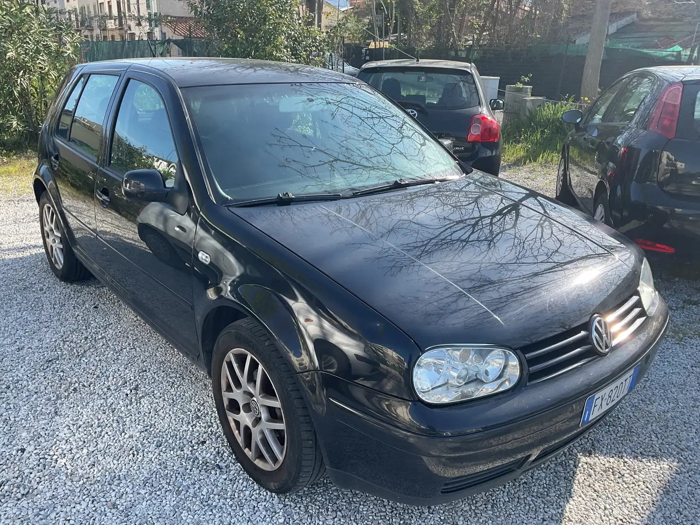 Volkswagen Golf 5p 1.6 Highline 105cv - 1