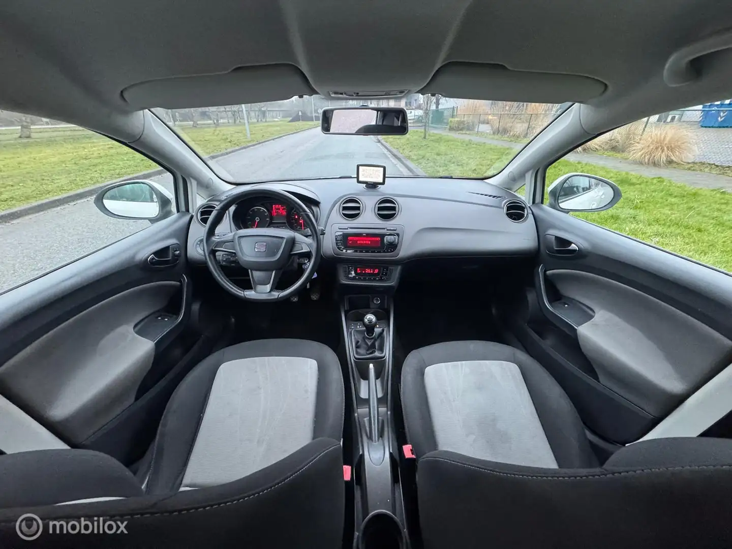 SEAT Ibiza ST 1.2 TSI Style 105PK Klima Navi Stoelverwarming Weiß - 2