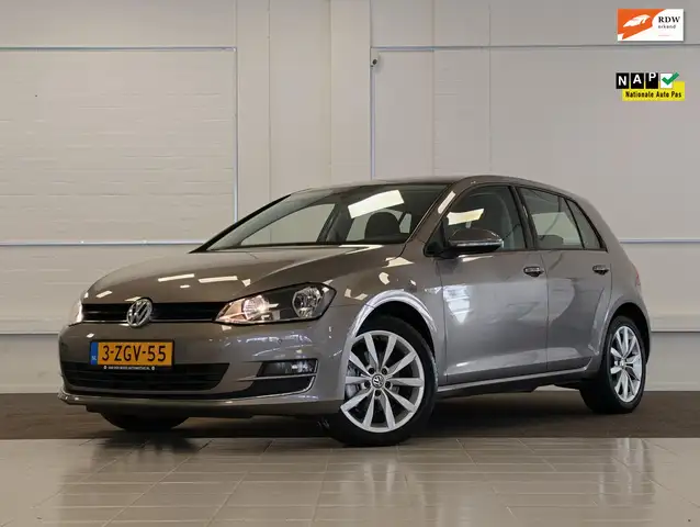 Volkswagen Golf 1.4 TSI ACT Business Edition Camera Navi Massage T