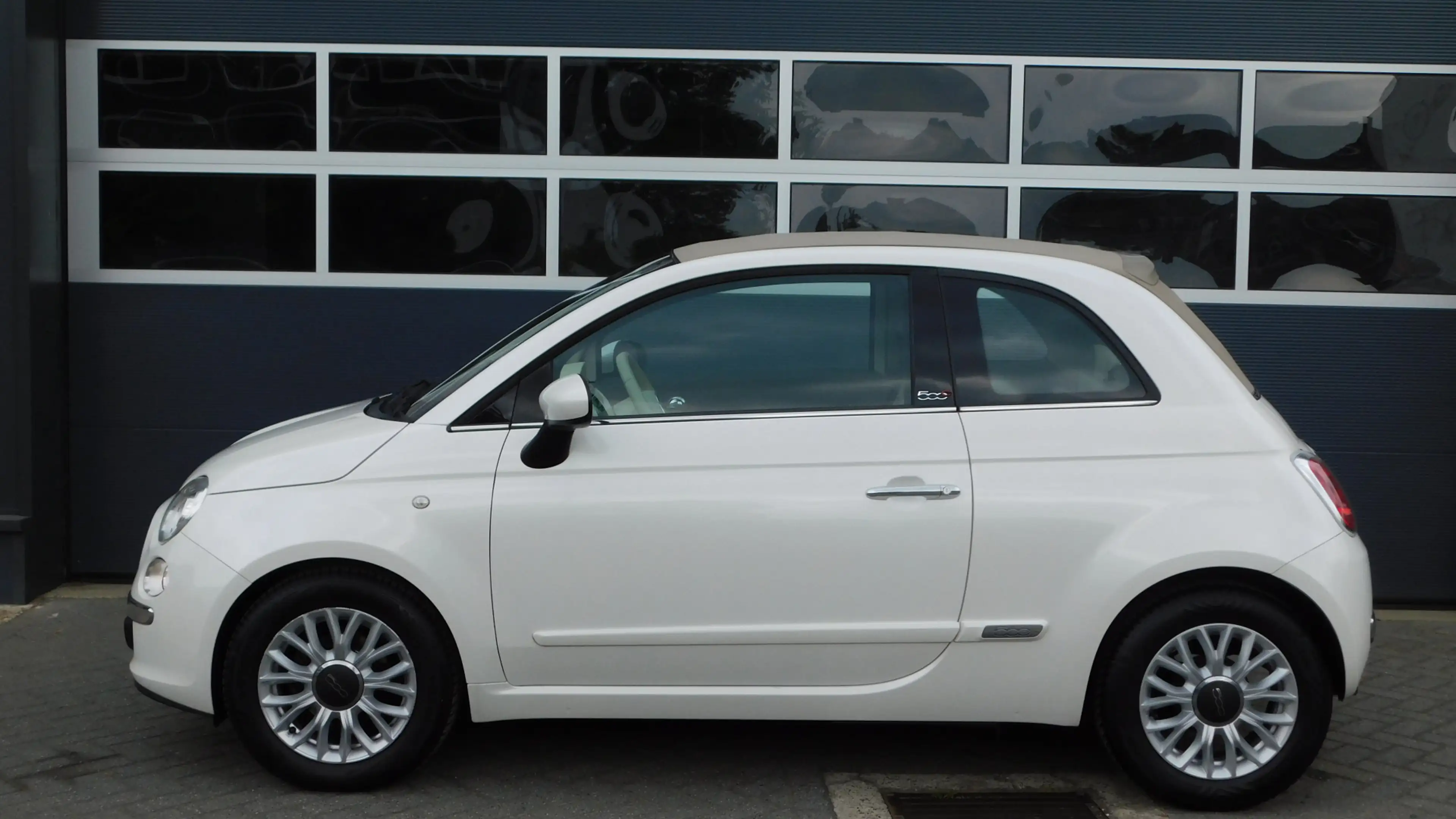 Fiat 500C 0.9 TwinAir Turbo Lounge Automaat — photo 2