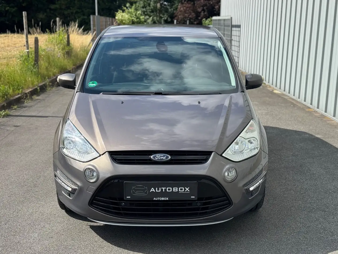 Ford S-Max 1.6 *SHZ*LEDER*AHK* Braun - 2