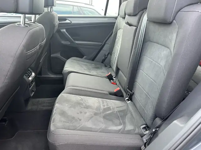 Volkswagen Tiguan view 11
