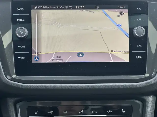 Volkswagen Tiguan view 15