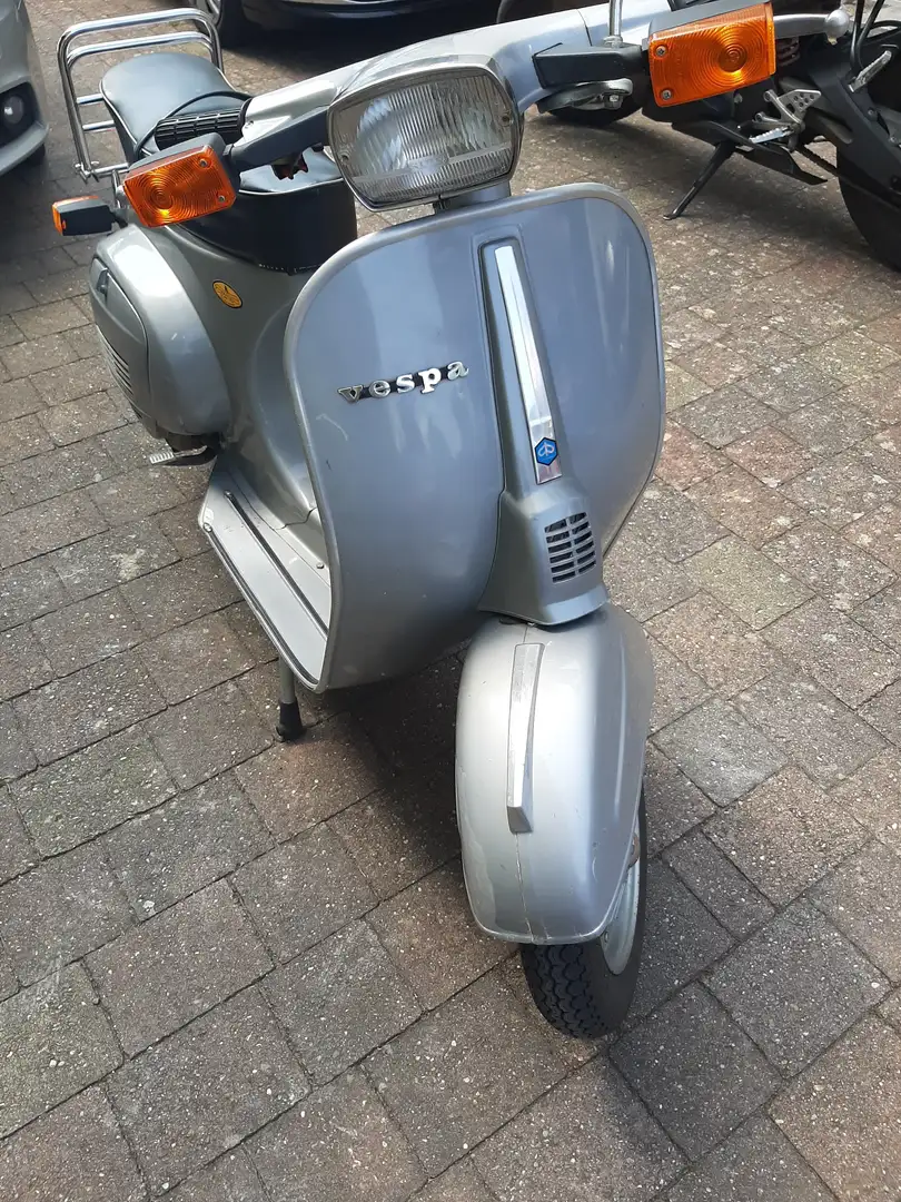 Vespa 50 N Silber - 2