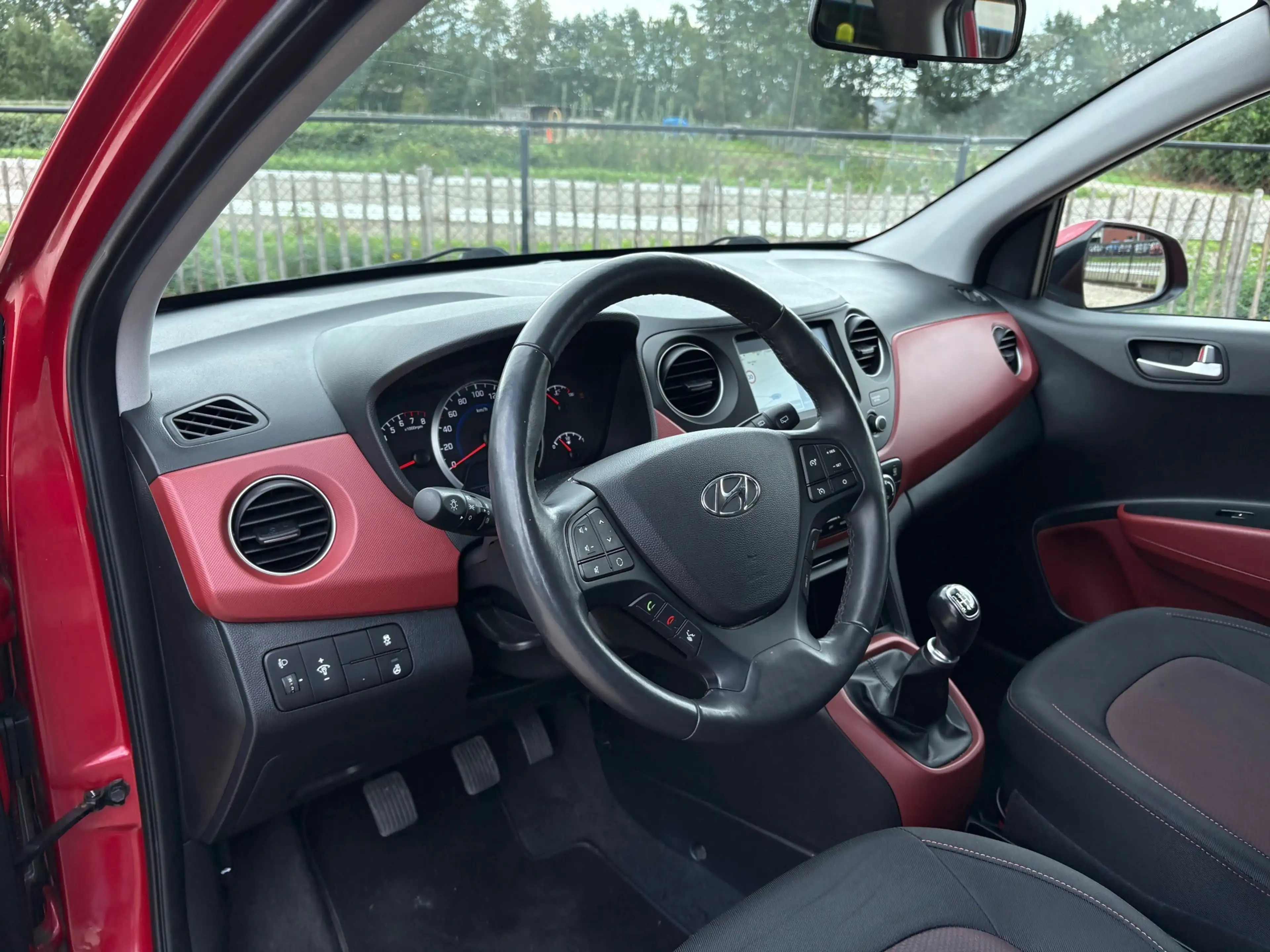 Hyundai i10 1.0i Premium Stoelverwarming, Climate, Apple Carpl — photo 11