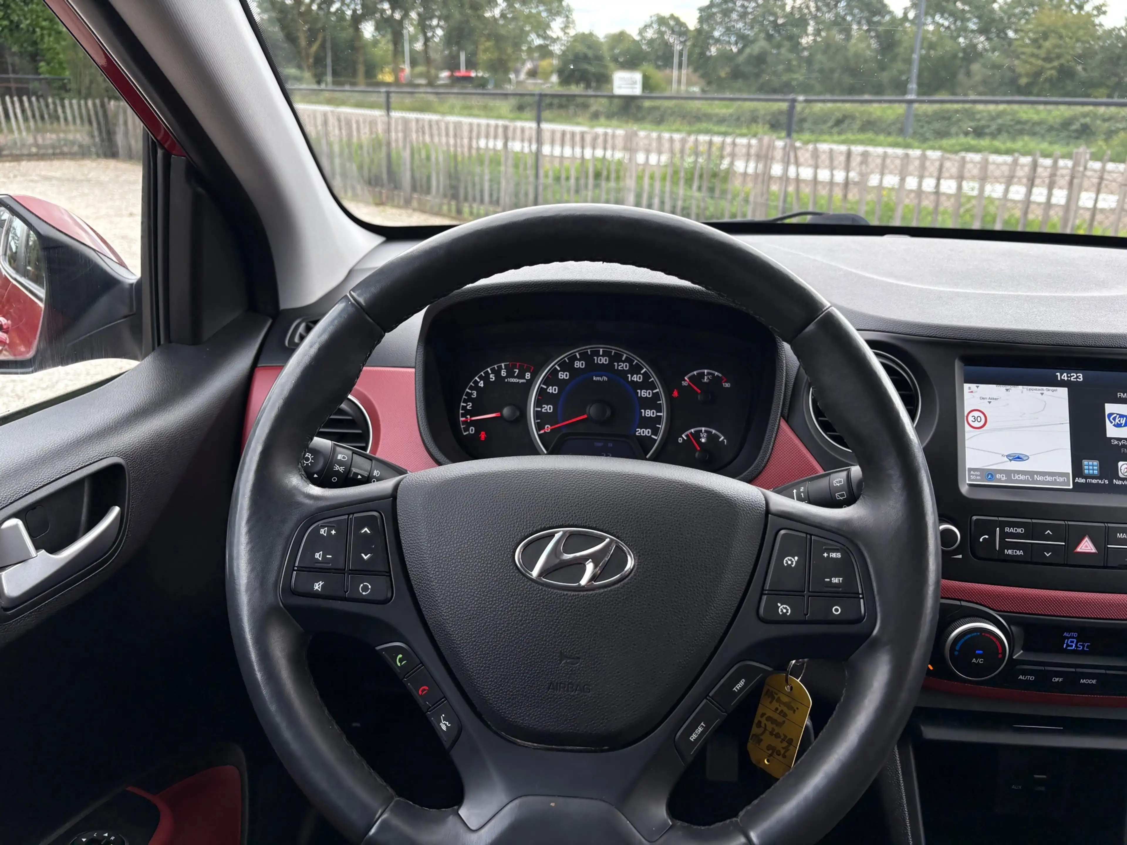 Hyundai i10 1.0i Premium Stoelverwarming, Climate, Apple Carpl — photo 14