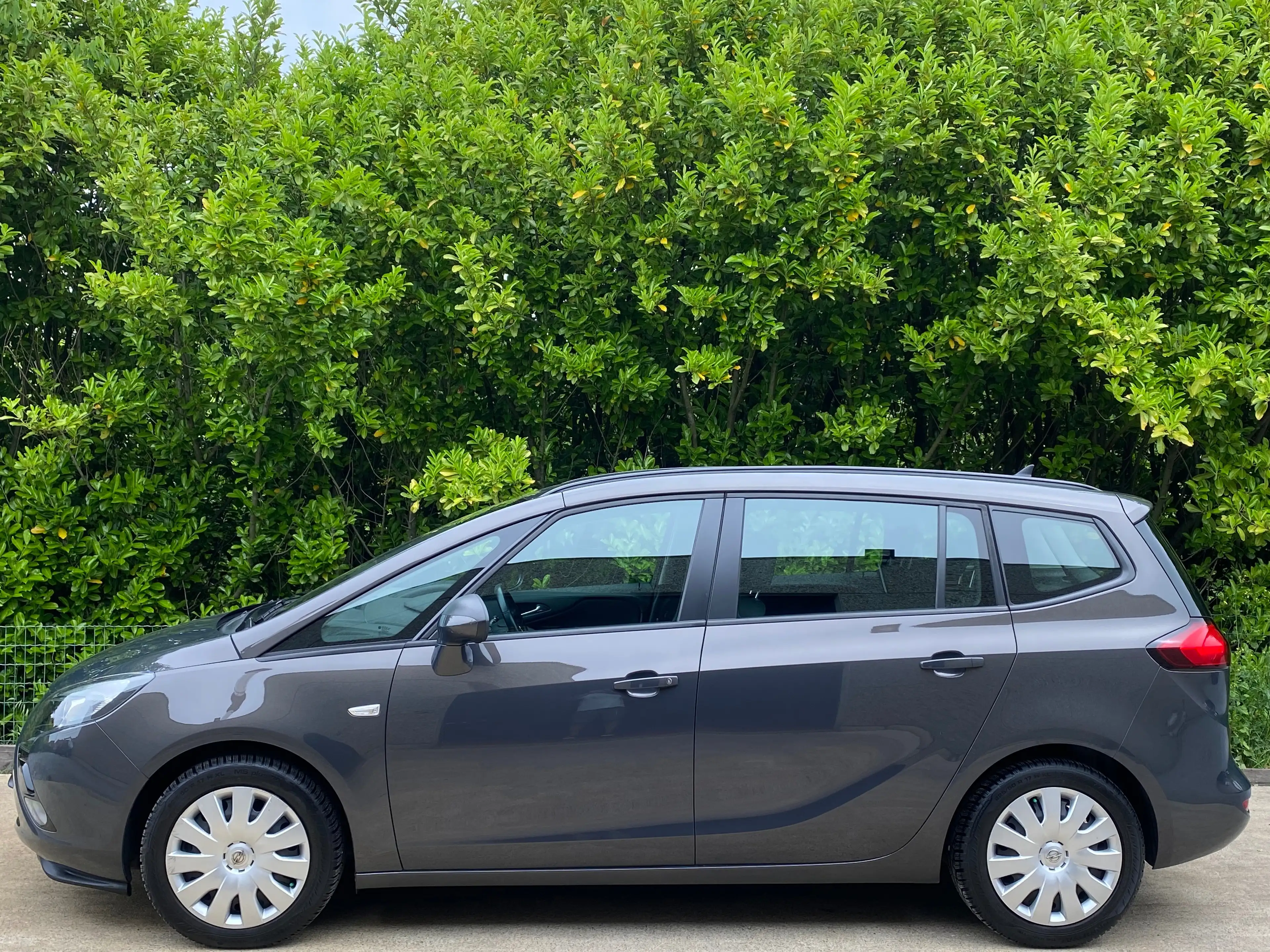 Opel Zafira Tourer 1.4 Turbo CLIM - NAVI - FULL CARNET - 1 MAIN - GARANTIE!!! — photo 2