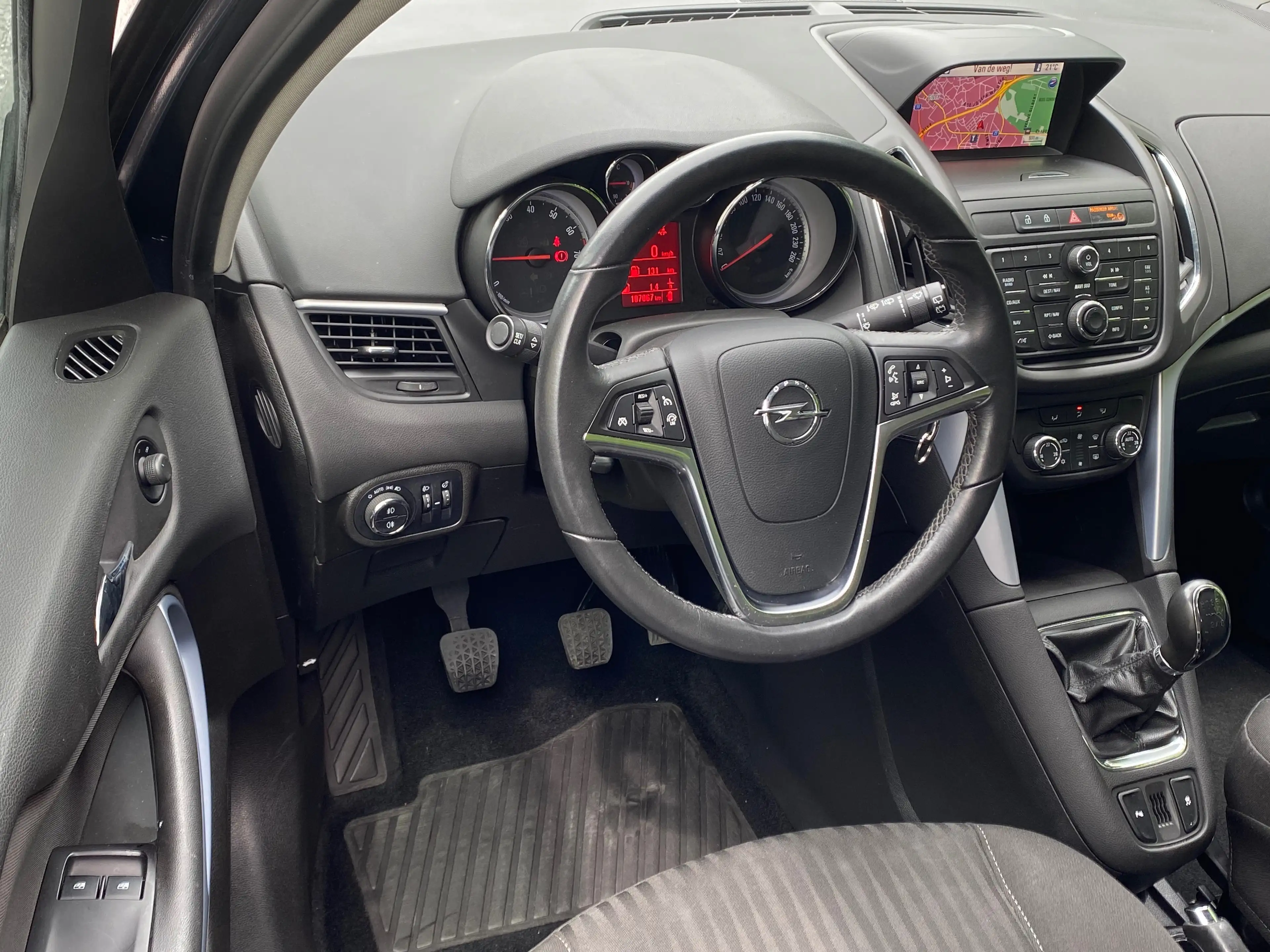 Opel Zafira Tourer 1.4 Turbo CLIM - NAVI - FULL CARNET - 1 MAIN - GARANTIE!!! — photo 9
