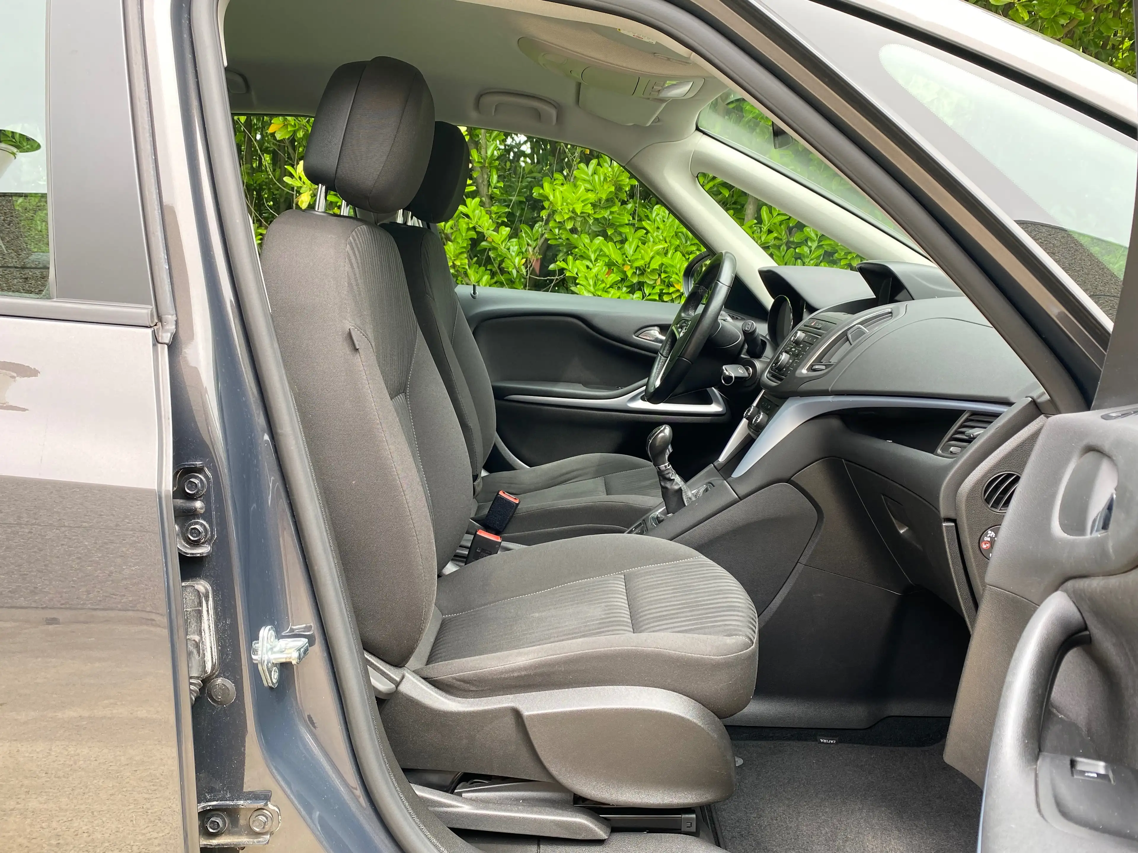 Opel Zafira Tourer 1.4 Turbo CLIM - NAVI - FULL CARNET - 1 MAIN - GARANTIE!!! — photo 10