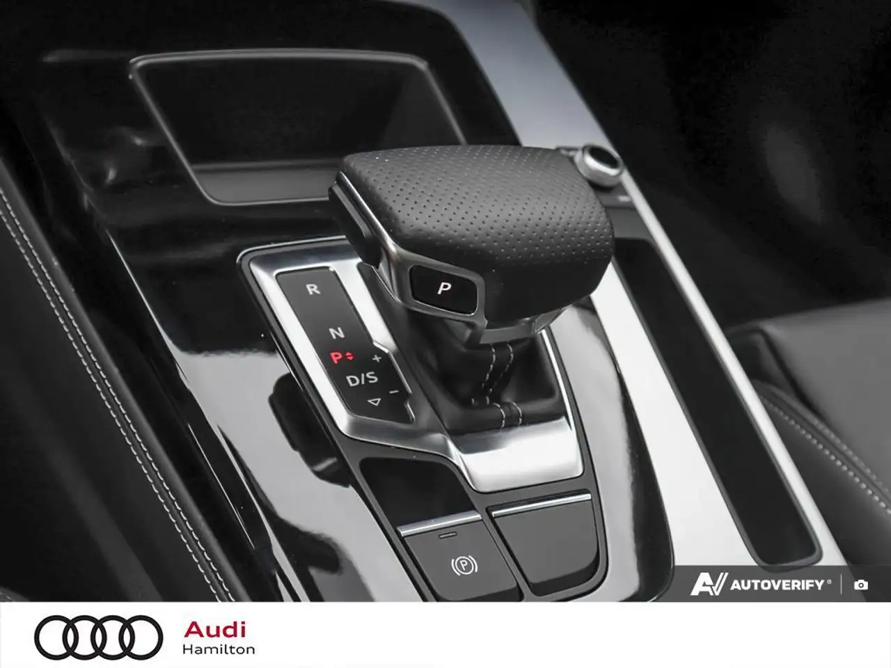 Audi Q5 снимка Audi Q5