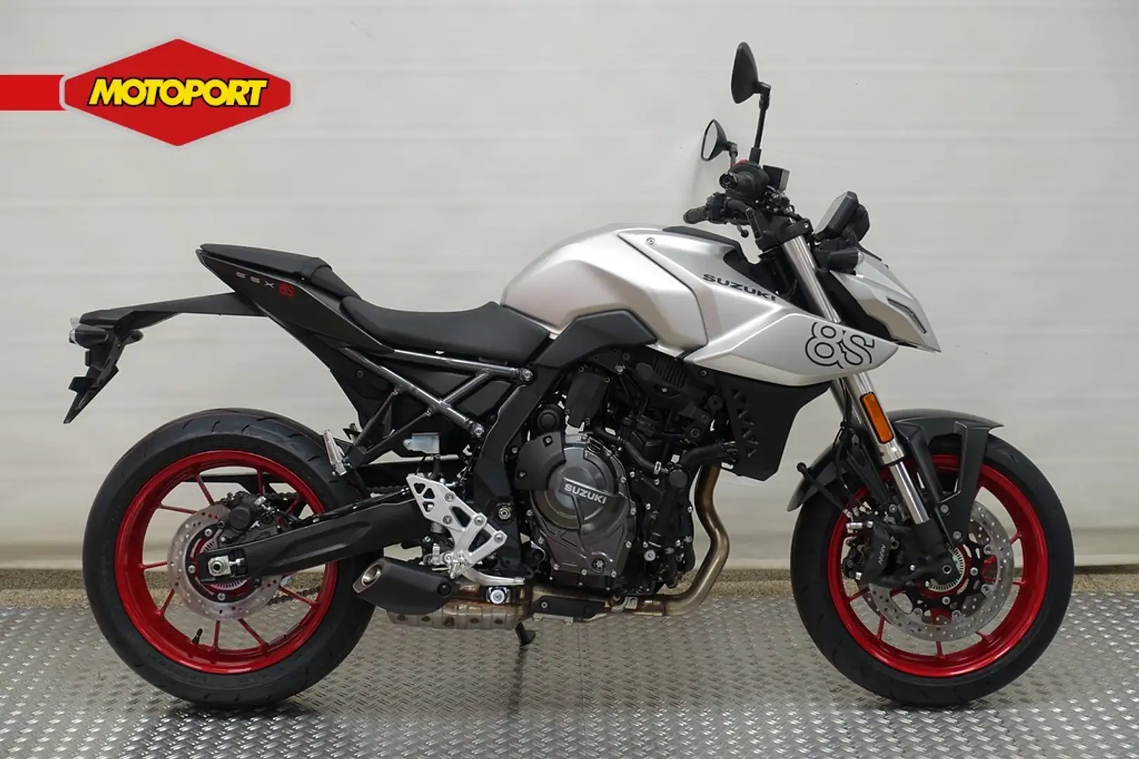Suzuki GSX 8S Zwart - 1