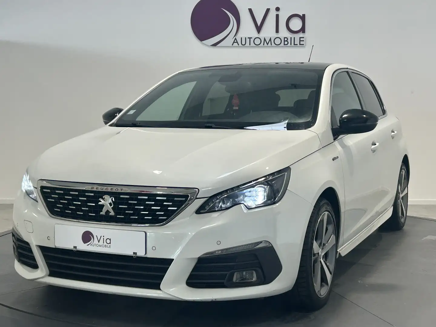 Peugeot 308 1.6 BlueHDi 120ch GT Line Toit Pano, Carplay \u002 Blanc - 1