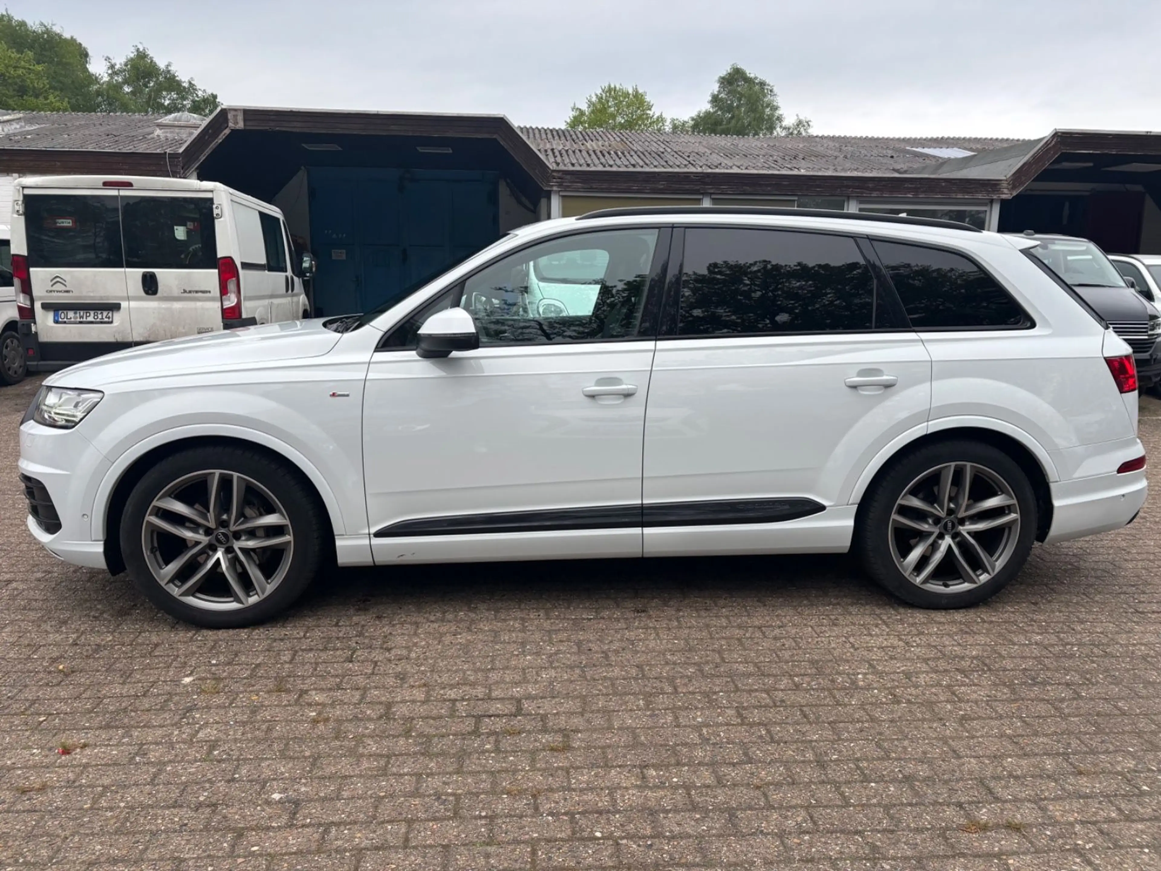 Audi Q7 3.0 TDI quattro S-Line Virtual Pano AHK — photo 2