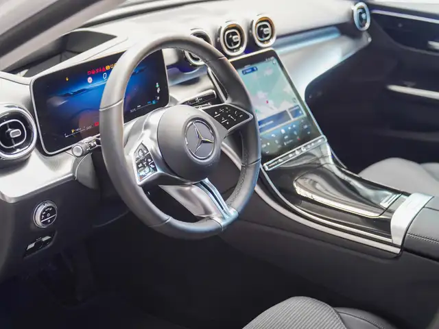Mercedes-Benz C-Class view 15