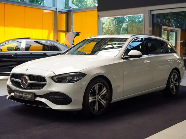 Mercedes-Benz C-Class view 6