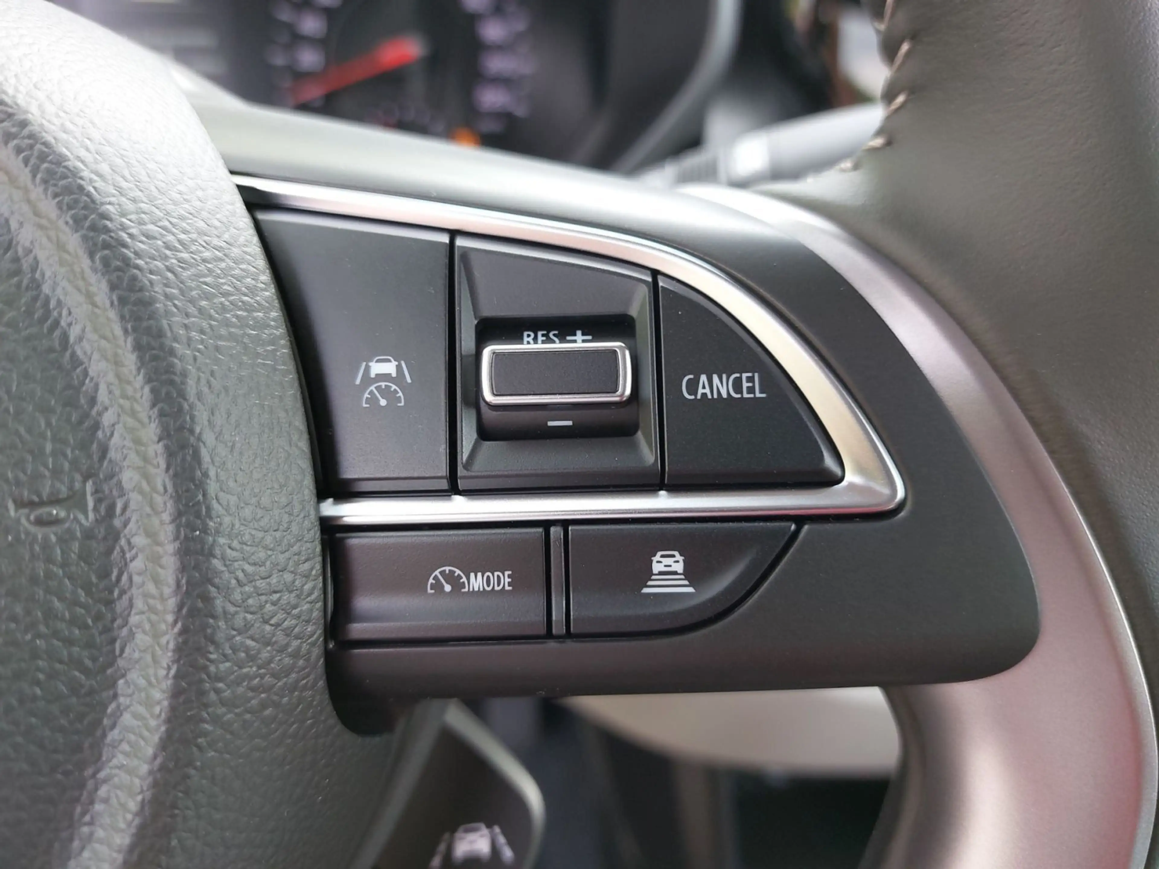 Suzuki Swift SWIFT COMFORT CVT HYBRID LED+ACC+NAVI+KAMERA+SHZ — photo 15