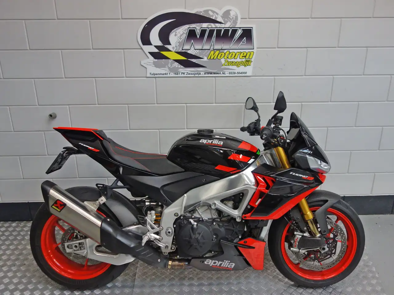 Aprilia Tuono
