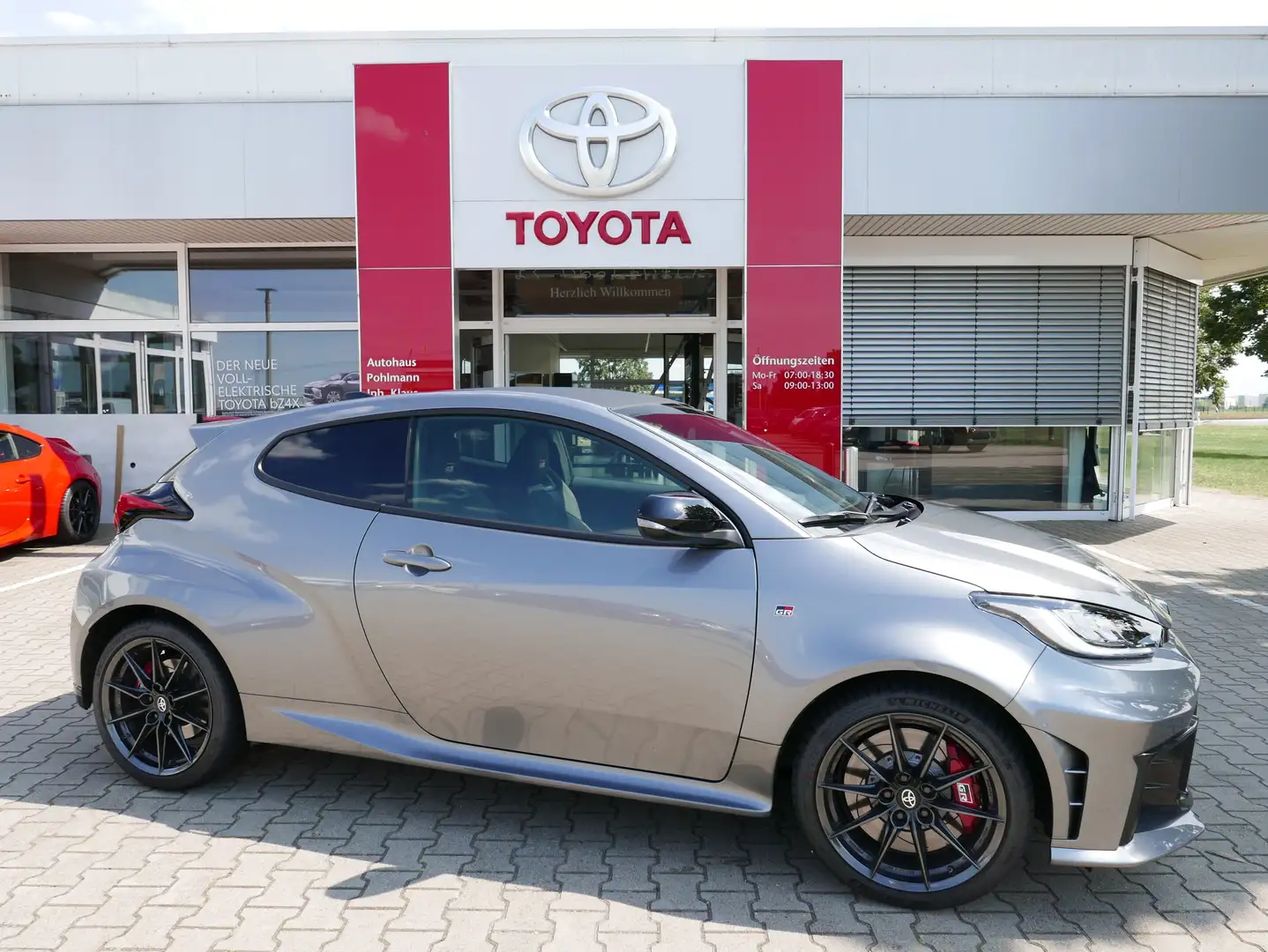 Toyota Yaris GR Yaris 2024 *HIGH PERFORMANCE*AT*SOFORT Silber - 1