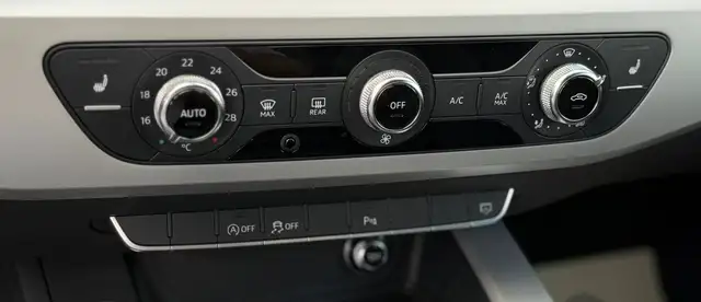Audi A4 view 11