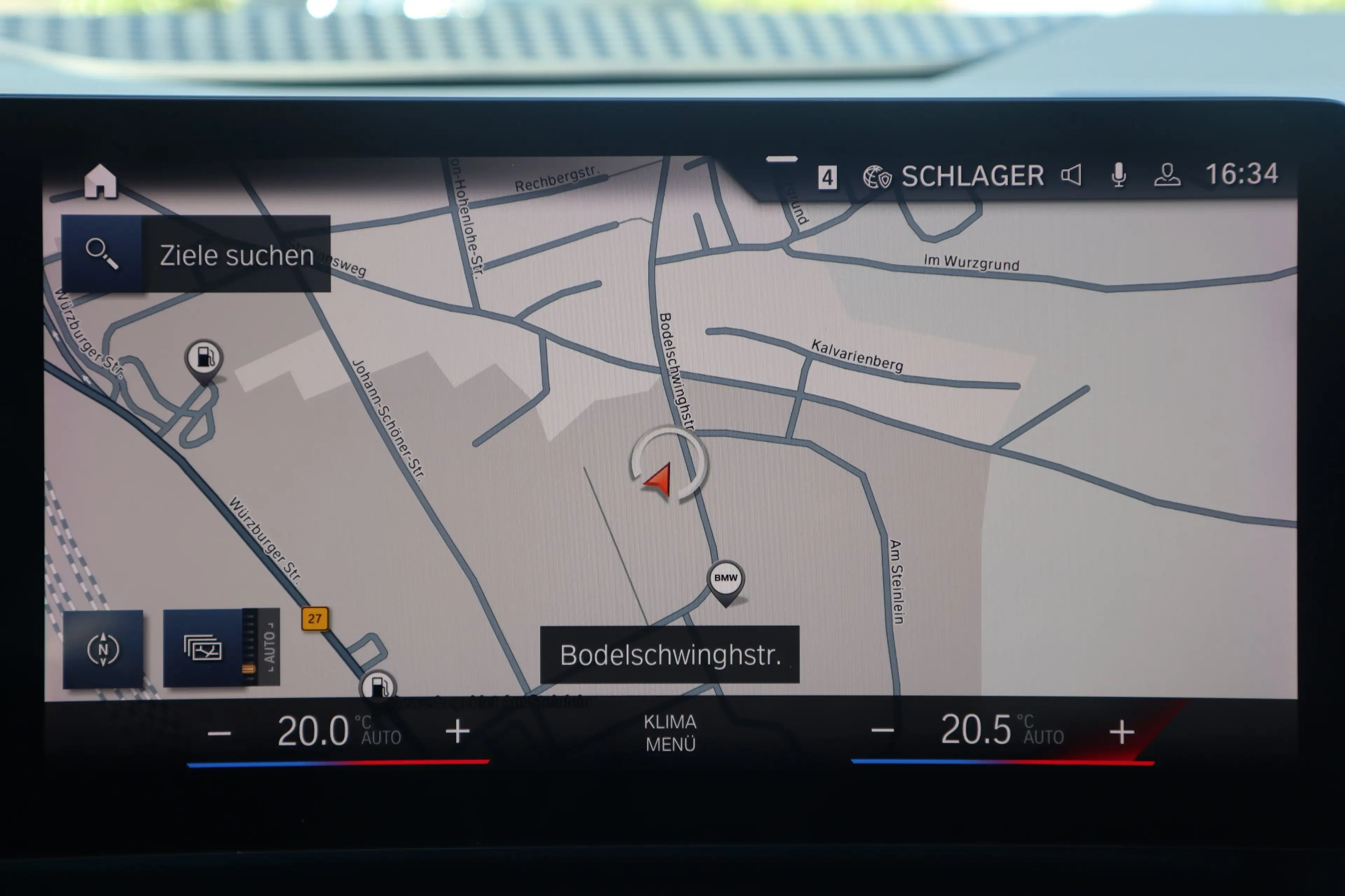 BMW 223 i Active Tourer — photo 9