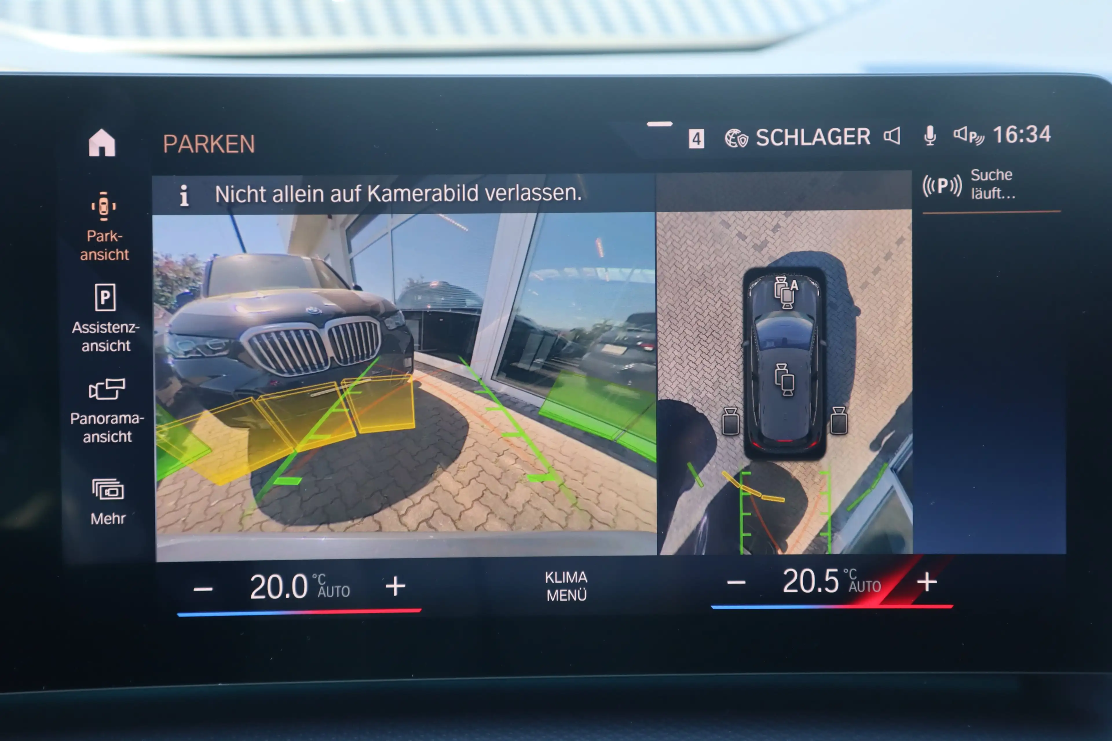 BMW 223 i Active Tourer — photo 11