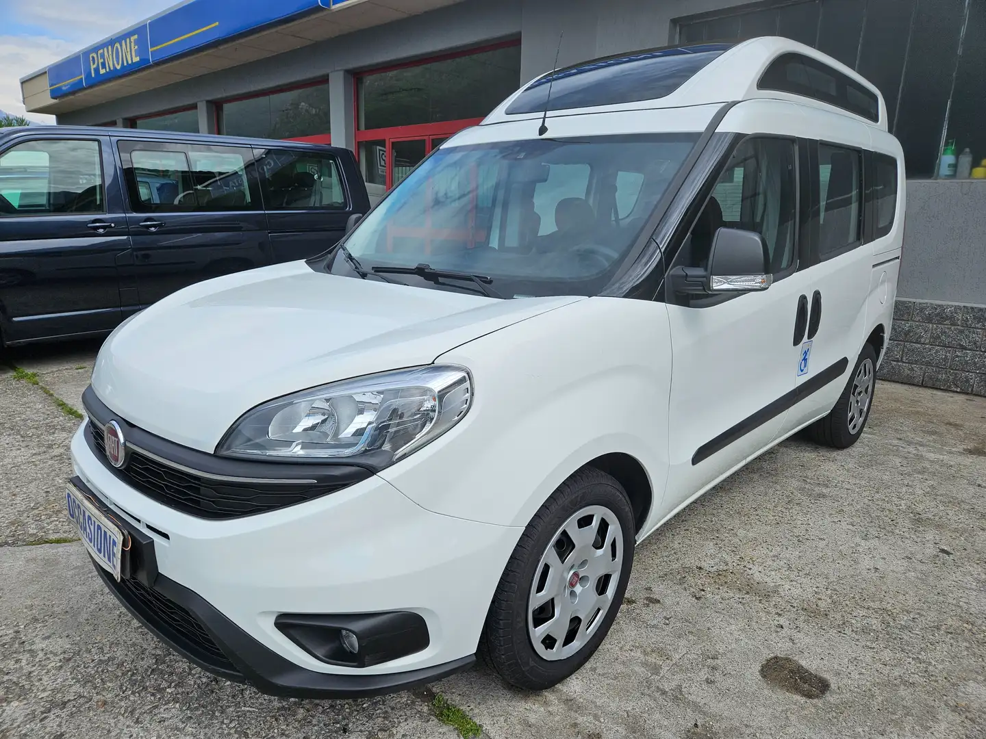 Fiat Doblo 1.6 MJT TRASPORTO DISABILI Bianco - 2