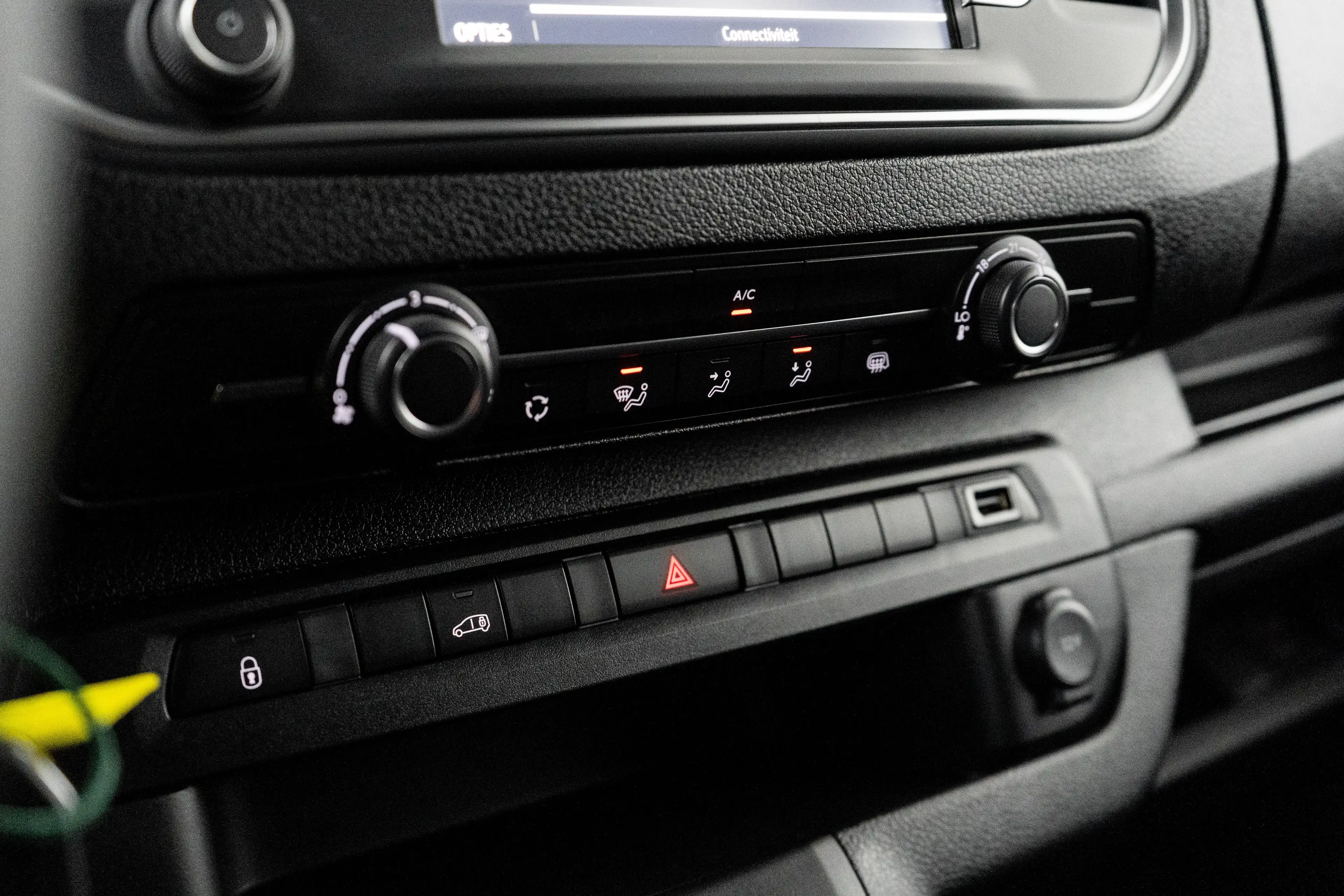 Opel Vivaro 2.0 BlueHDi 180pk Automaat L2 | Airconditioning | — photo 21