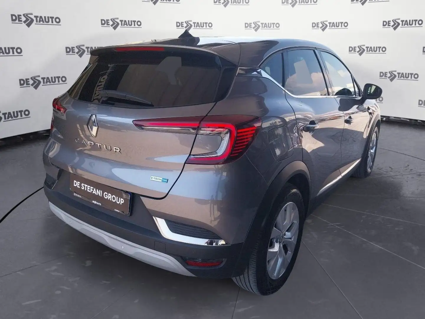 Renault Captur Captur 1.6 E-Tech hybrid Intens 145cv auto Grigio - 2
