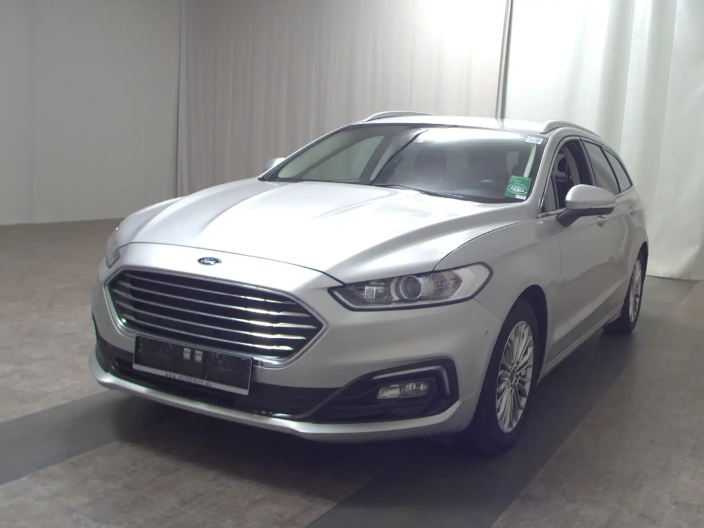 Ford Mondeo Turnier 2.0 EcoBlue Titanium AHK Navi RFK Silber - 2