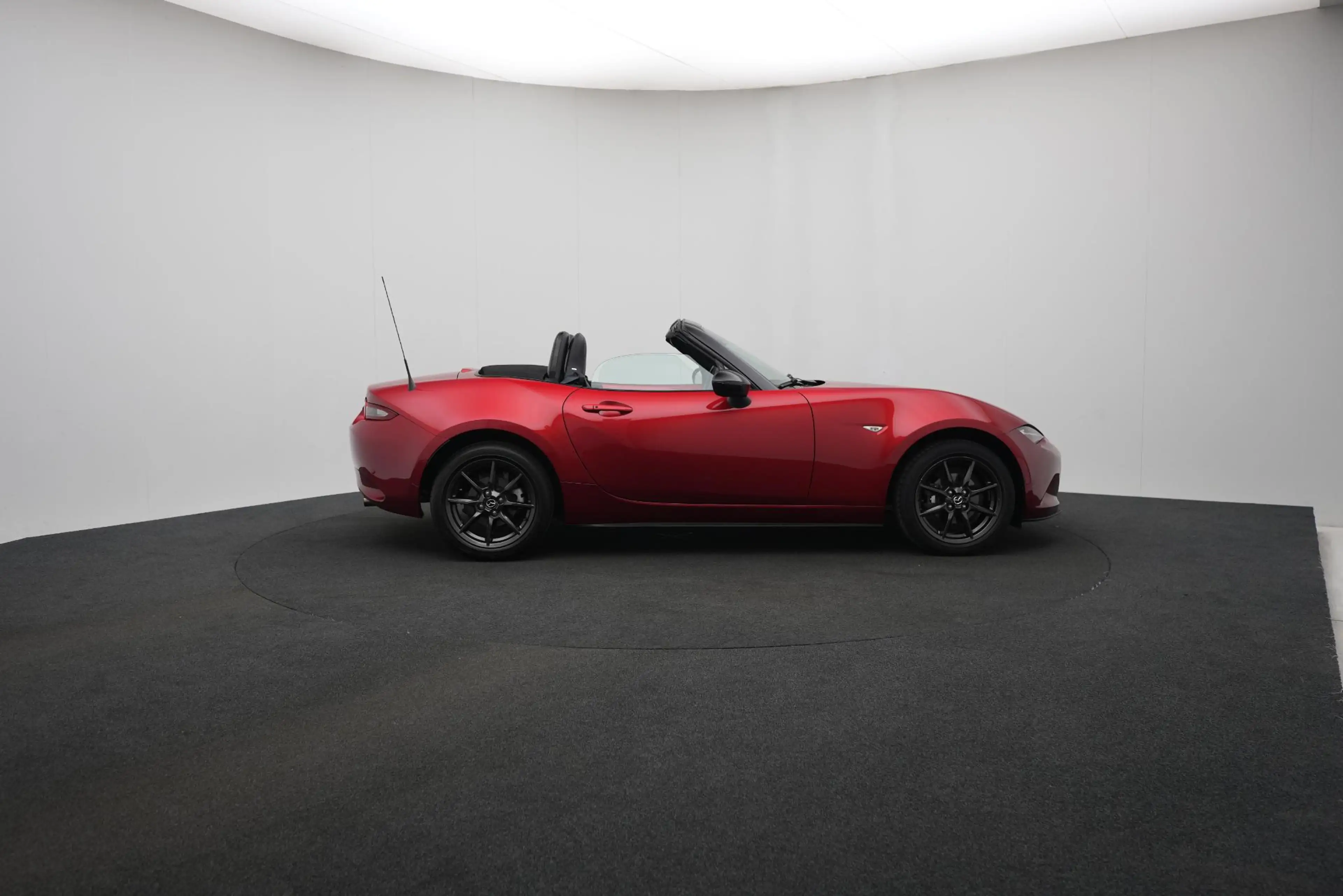 Mazda MX-5 Roadster 1.5 SkyActiv-G GT-M : dealer onderhouden — photo 12