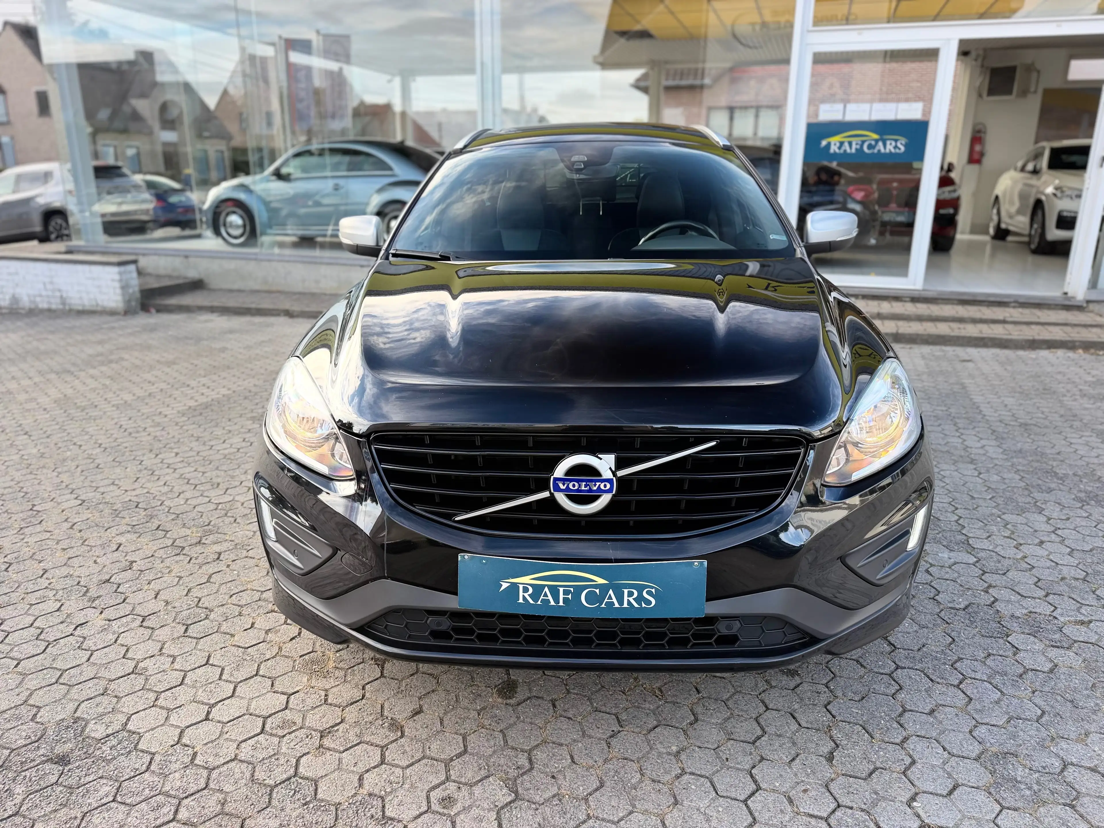 Volvo XC60 XC60 2.0 D4 Geartronic - GARANTIE - CARPASS - PANO - — photo 14