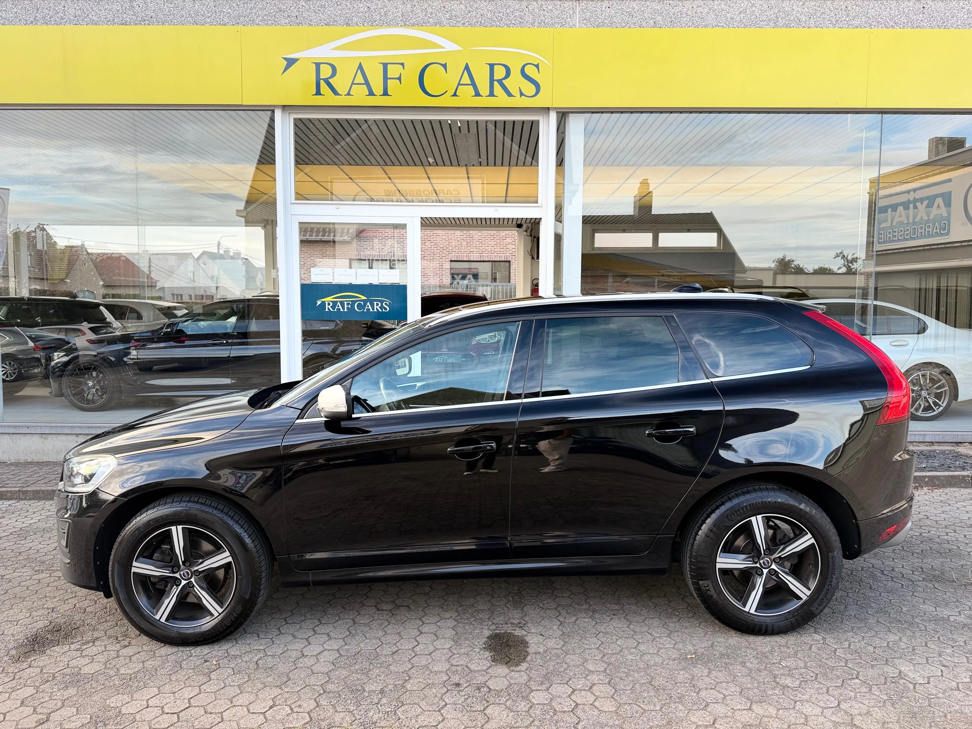 Volvo XC60 XC60 2.0 D4 Geartronic - GARANTIE - CARPASS - PANO - — photo 6