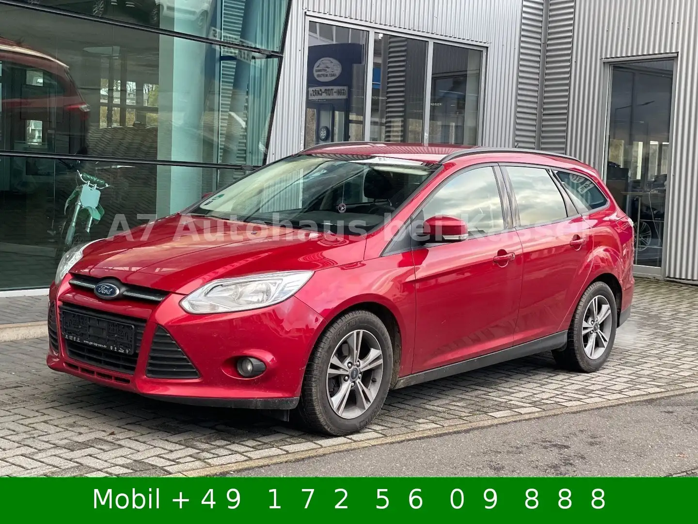 Ford Focus 1.0 EcoBoost Turnier SYNC Edition PDC SHZ Rot - 1
