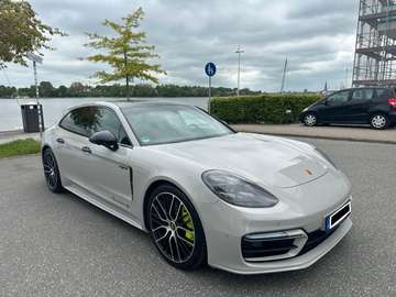 Sport Turismo 4 S E-Hybrid