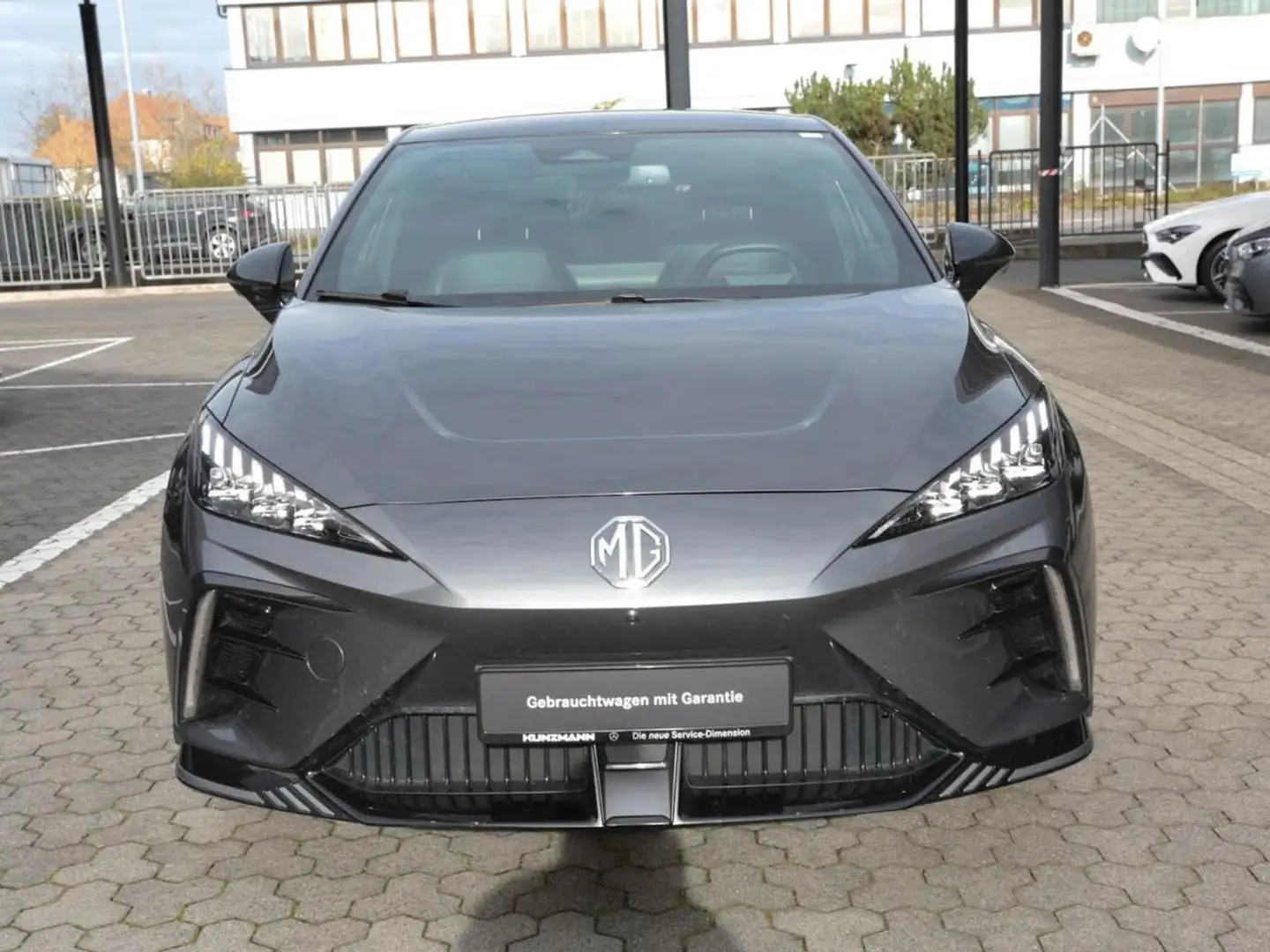 MG MG4 EV Xpower AWD 360° ACC Totwinkel Wärmepumpe Šedá - 2