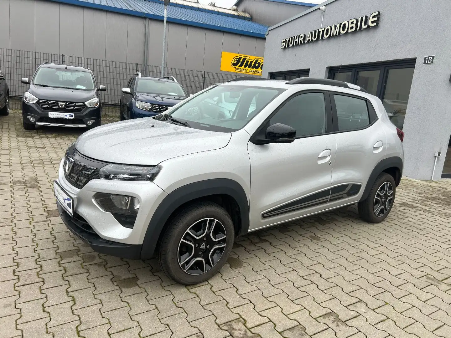 Dacia Spring Electric Comfort Plus Navi PDC Kamera Grau - 1