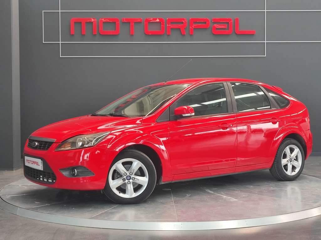 Ford Focus 1.6 Trend - foto 1