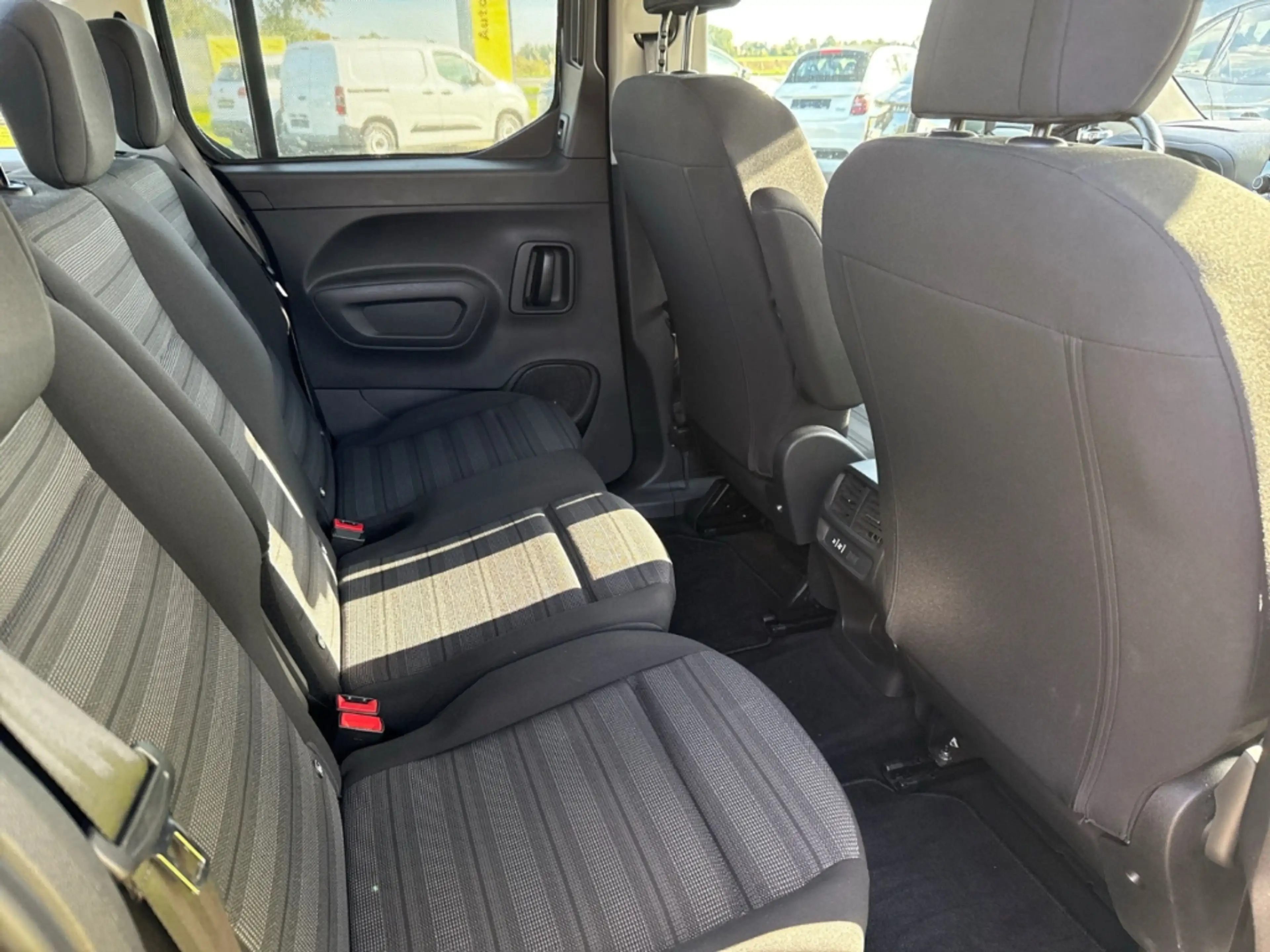 Opel Combo Life Edition Navi Digitales Cockpit Apple CarPlay Andro — photo 10