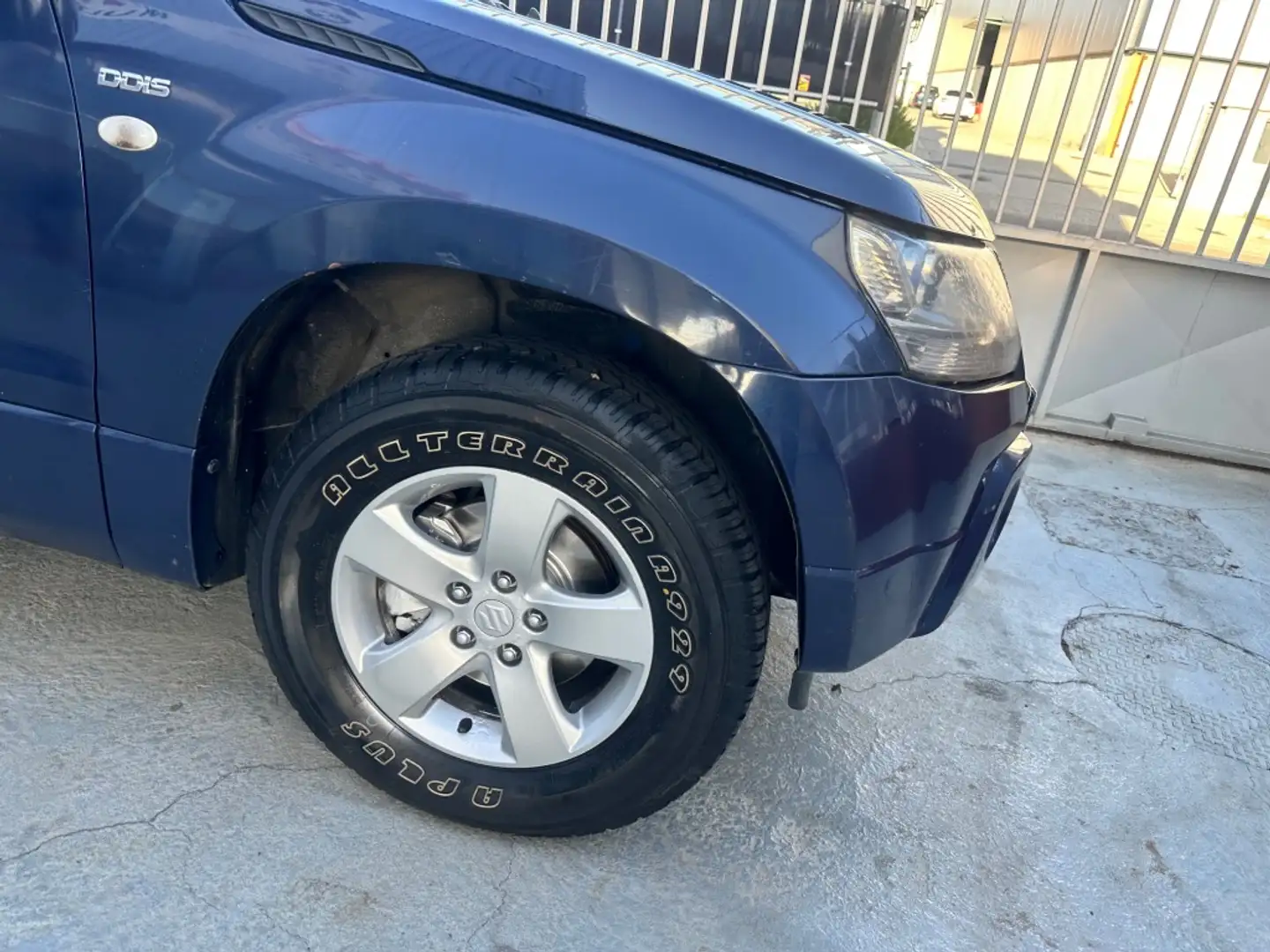 Suzuki Grand Vitara 1.9DDiS JLX-E Azul - 2