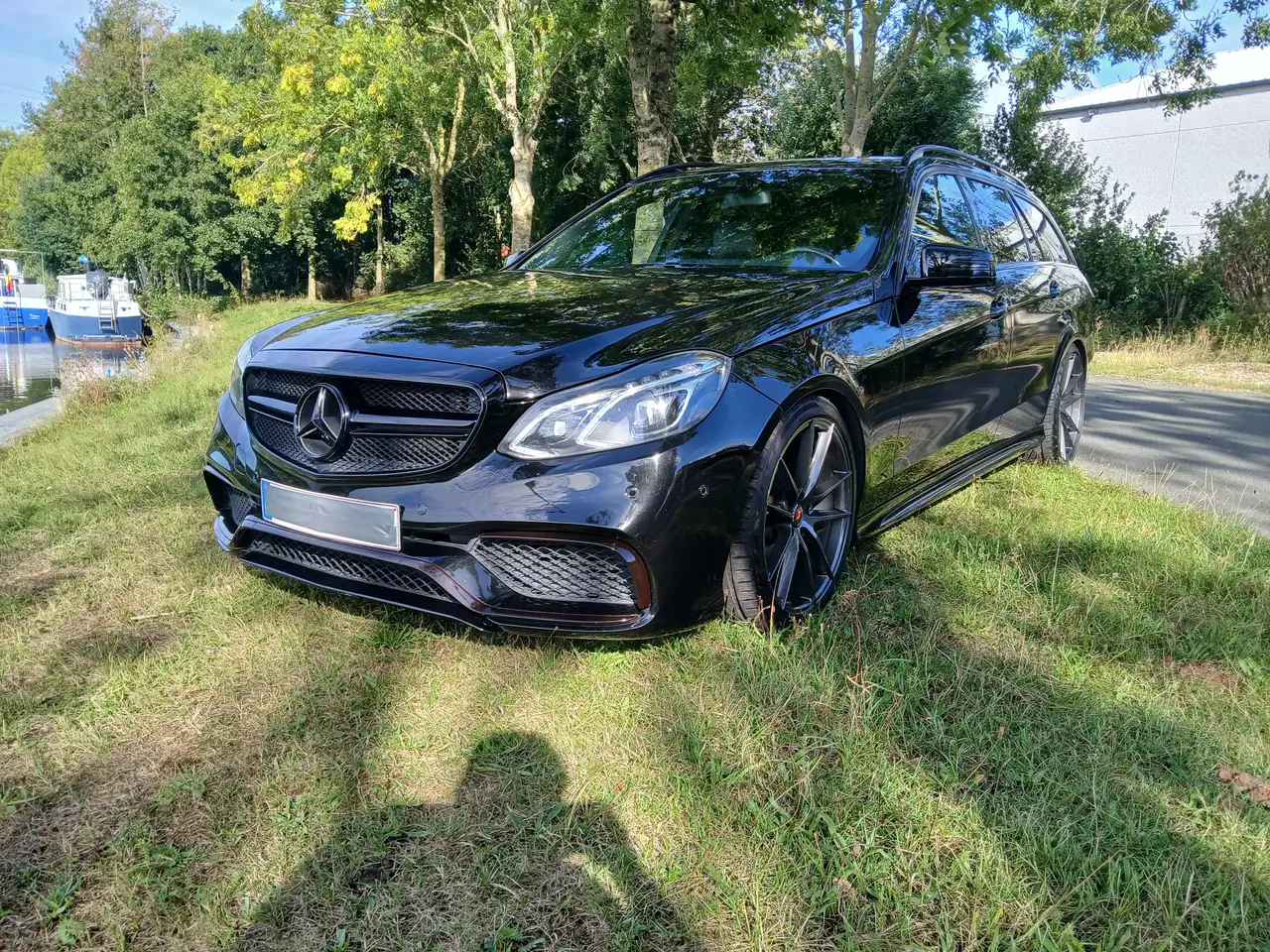 Mercedes-Benz E 200