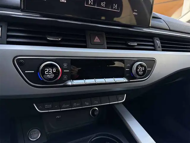 Audi A4 view 18