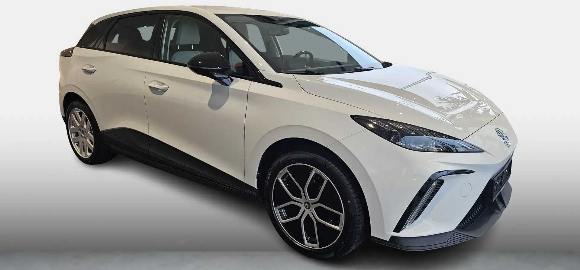 MG MG4 64 kWh Luxury Blanc - 2