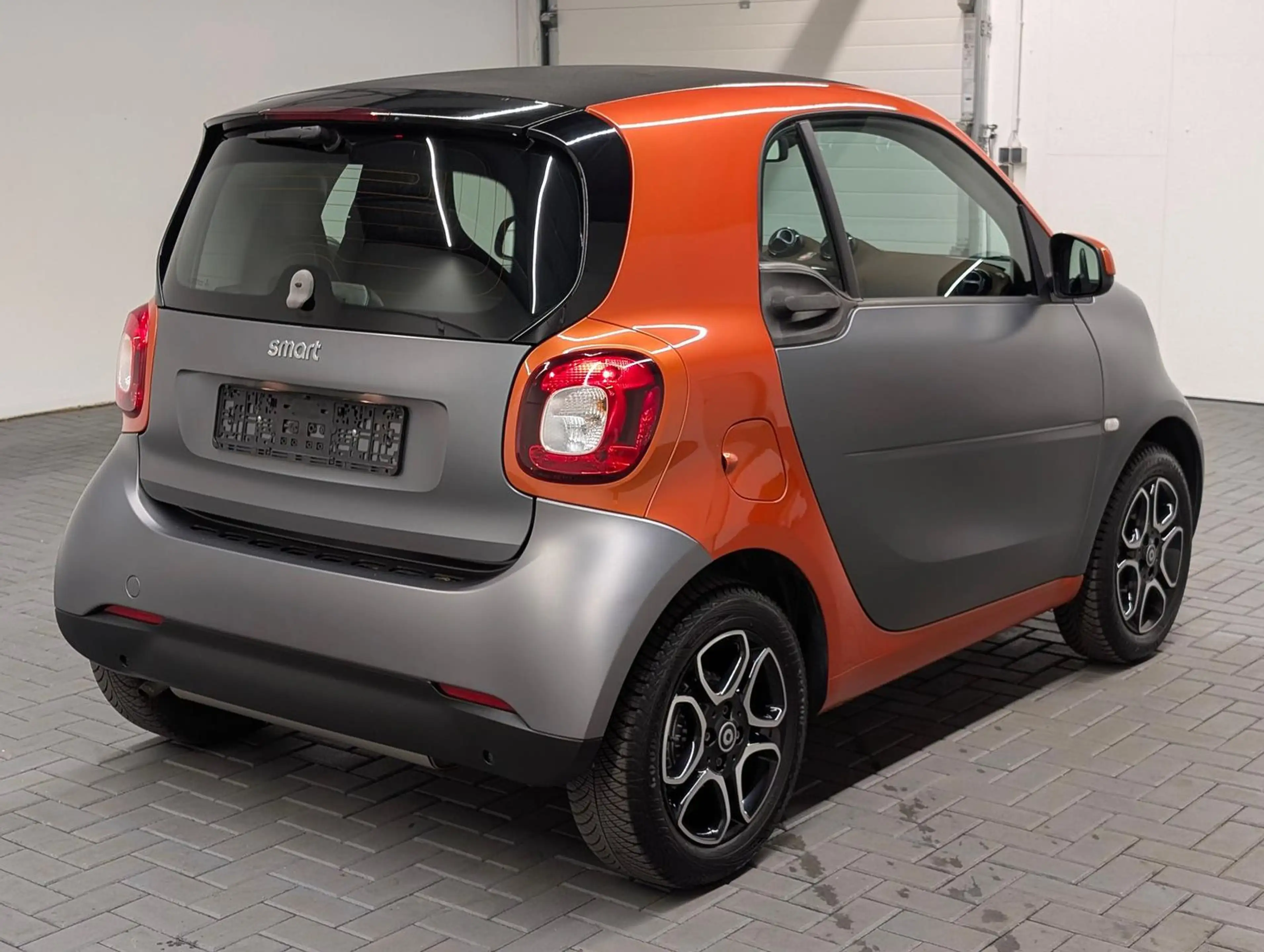 smart forTwo Perfect Navi/Klimaaut./SHZ/BT/15-LM — photo 4