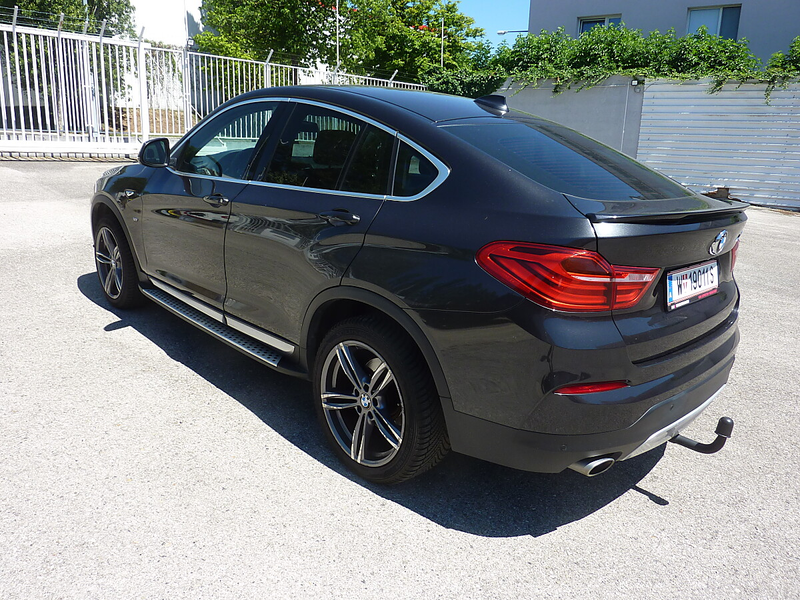 BMW X4 xDrive 20d xLine — photo 6