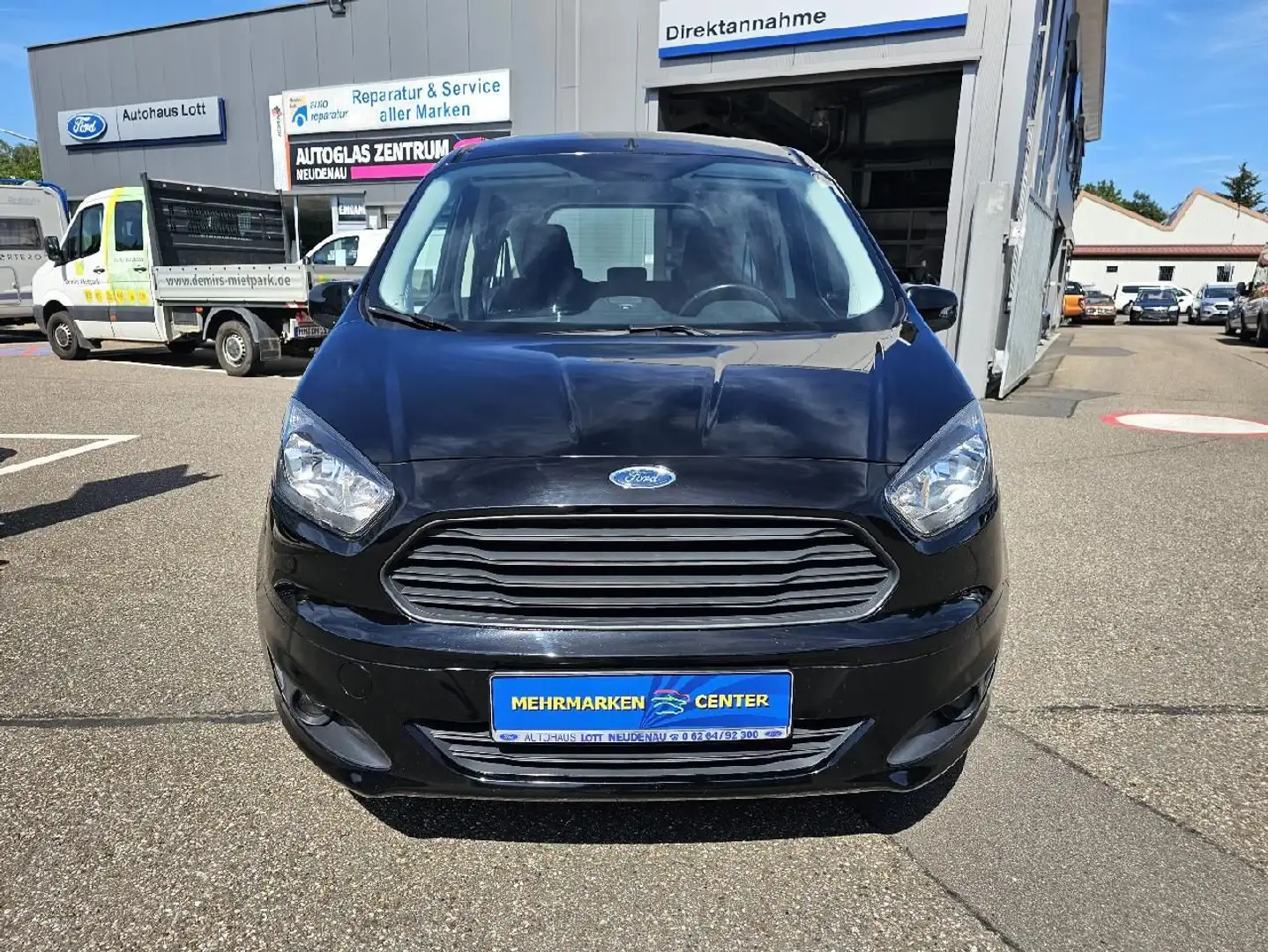 Ford Tourneo Courier Trend *NAVI*KLIMA*TEMPO*PDC*FSH* Noir - 2