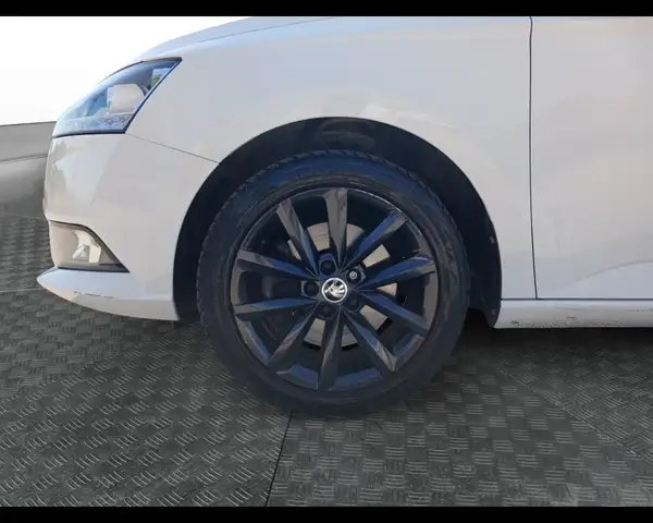 Skoda Fabia view 14