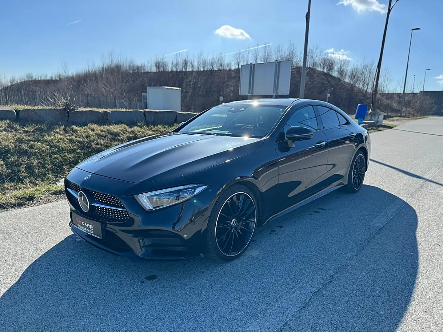 Mercedes-Benz CLS 400 d 4MATIC Aut. AMG Line - VOLLAUSSTATTUNG / TOP ... Schwarz - 2