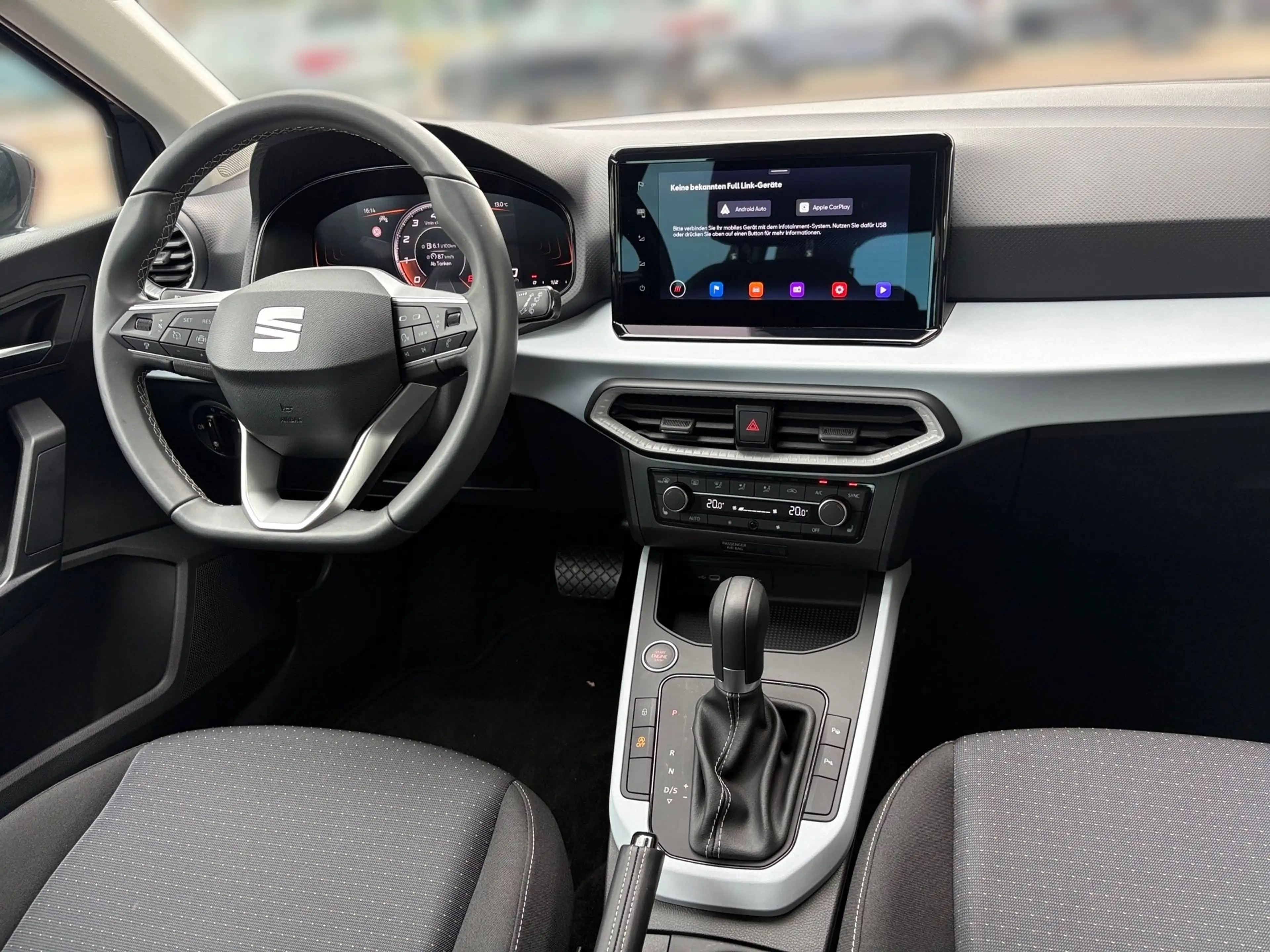 SEAT Arona 1.0 TSI DSG Road Edition ACC+AHK+LED+Navi+ — photo 10